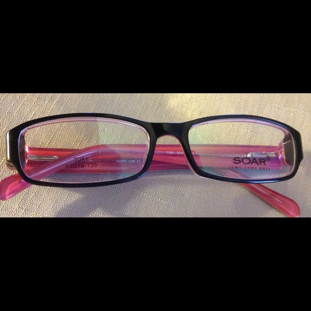 New never worn Soar eyeglasses